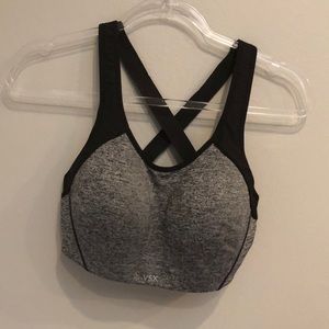 Sports Bra (32DDD)